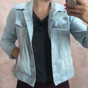 Super cute light blue denim jean jacket